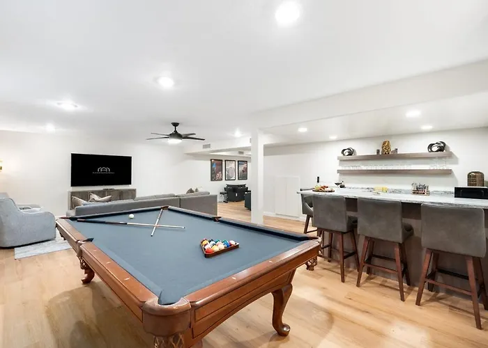 Holiday home Paradise - Pool - Pickleball - Putt-putt